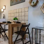 Center New House *