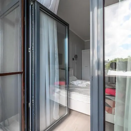 Apartmán 1к нова у центрі міста, з балконом у новому жк Fainorent Oděsa