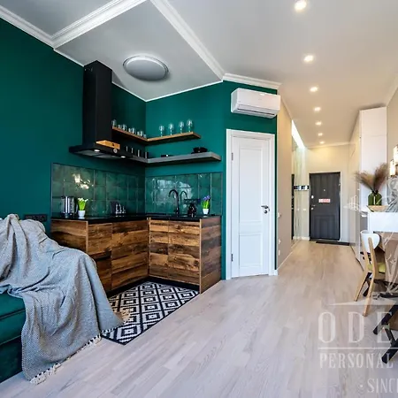 Apartmán 1к нова у центрі міста, з балконом у новому жк Fainorent Oděsa