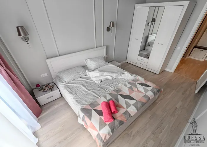 Center New House Apartment