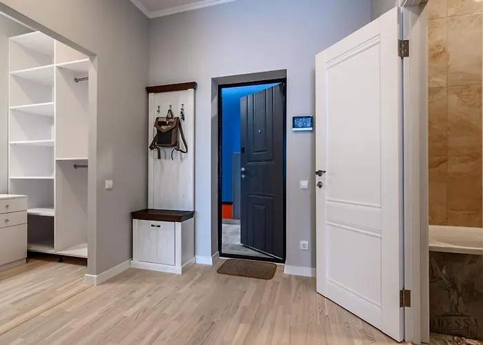 Center New House Apartment