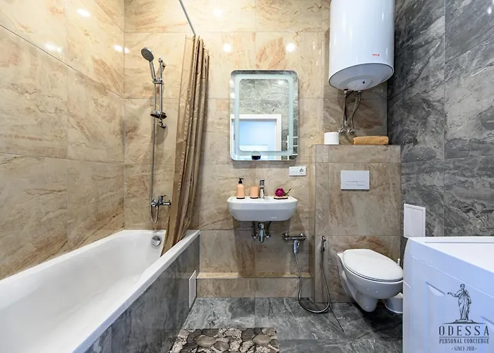 Center New House أوديسا